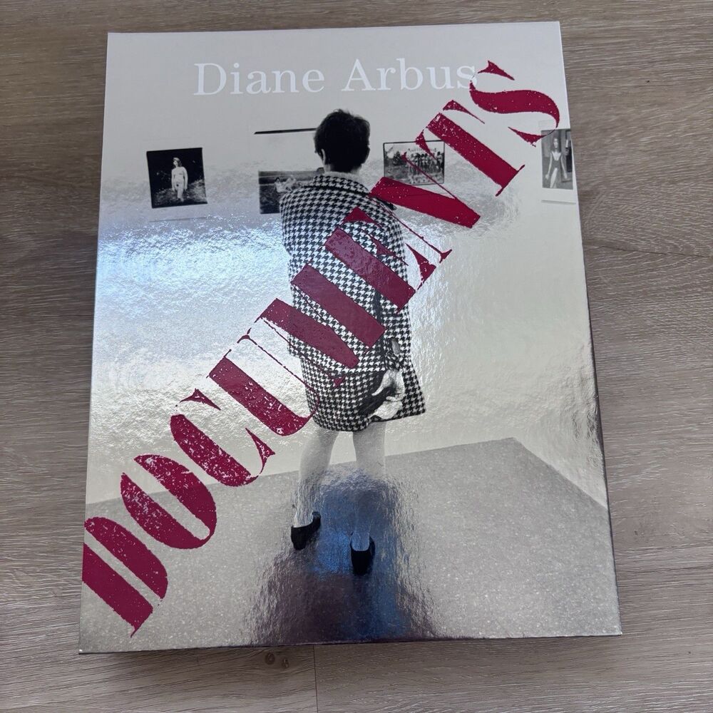 Diane Arbus: Documents – Hardcover Photography Monograph (David Zwirner/Fraenkel
